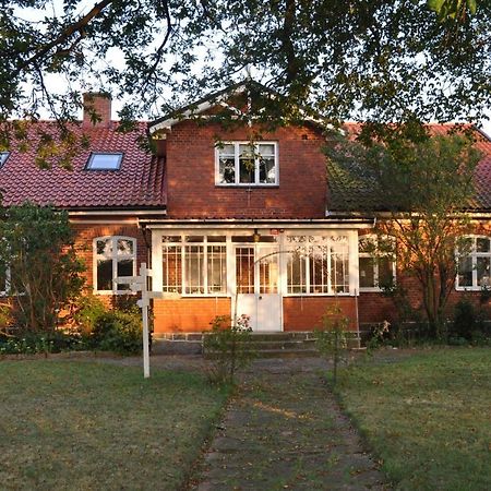 Villa Sandby B&B Borrby Экстерьер фото