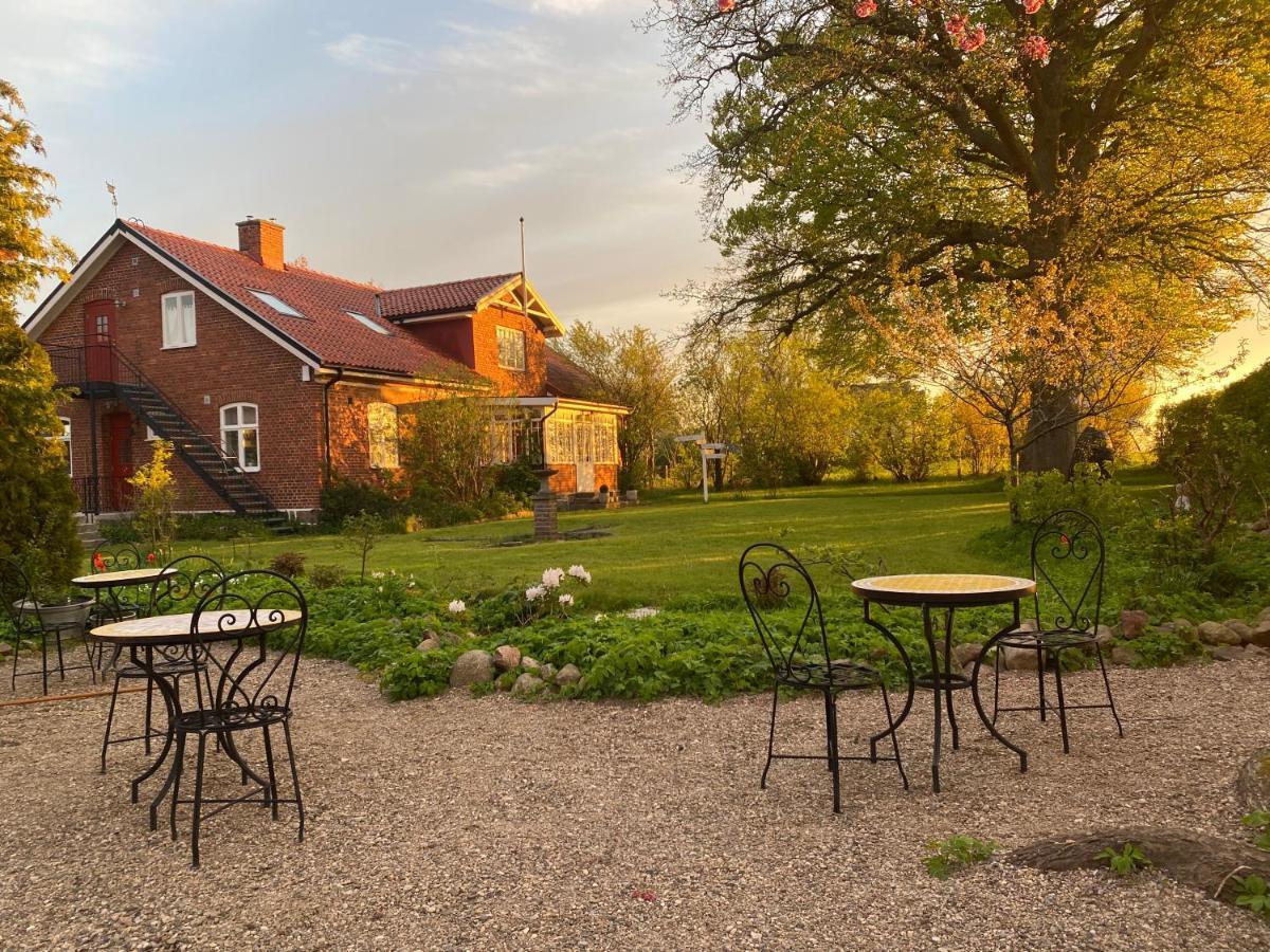 Villa Sandby B&B Borrby Экстерьер фото