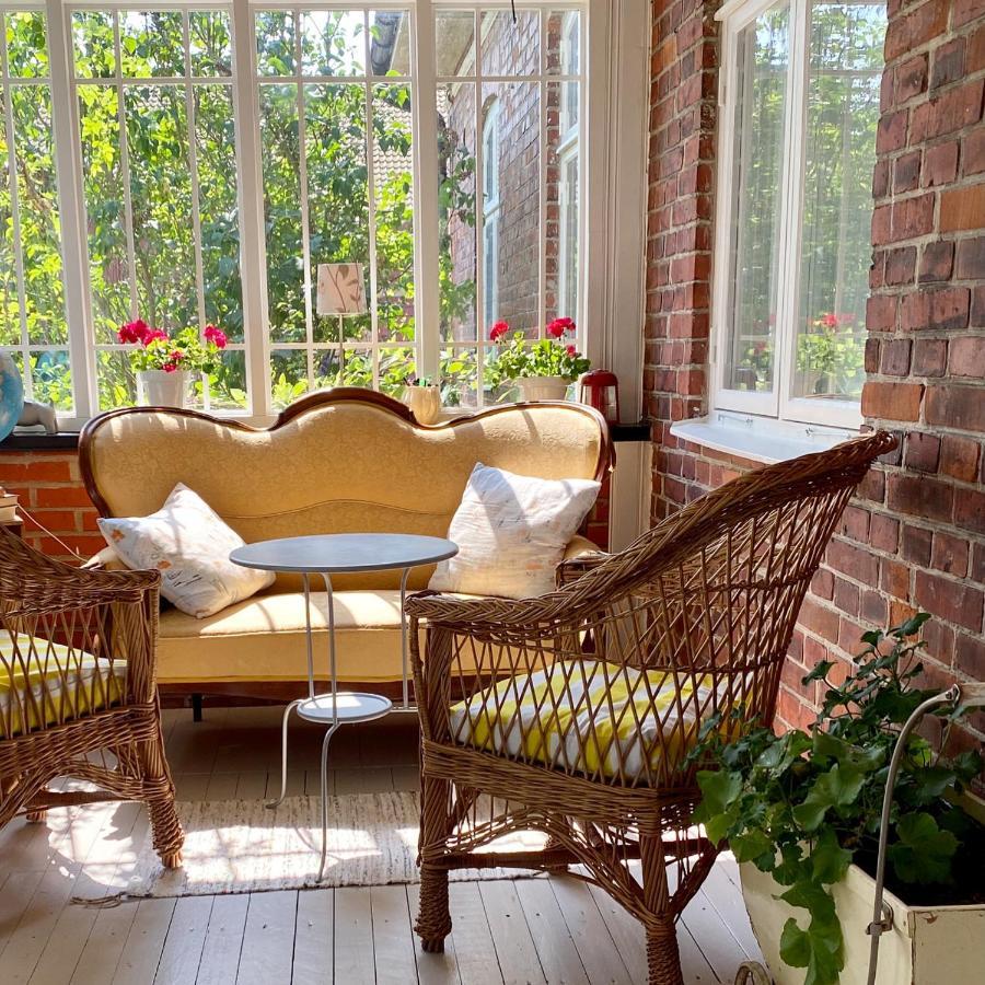 Villa Sandby B&B Borrby Экстерьер фото